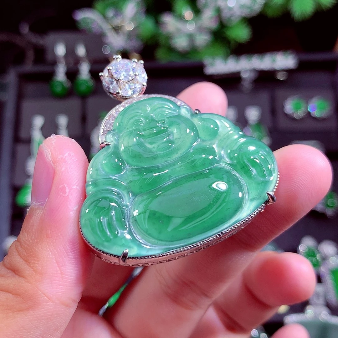 颈饰未镶嵌翡翠天然