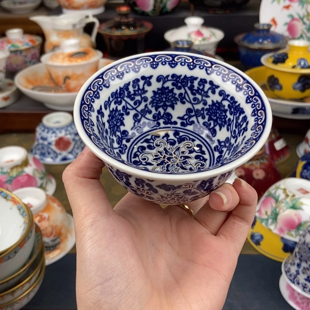 陶瓷艺术家的作品是一种习惯，陶瓷