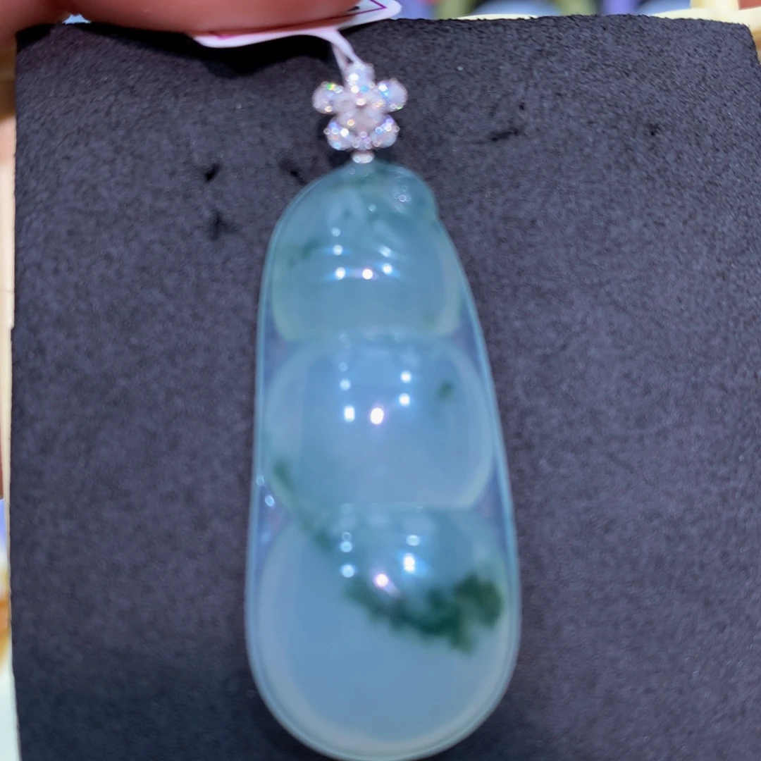 翡翠18K金镶嵌颈饰翡翠