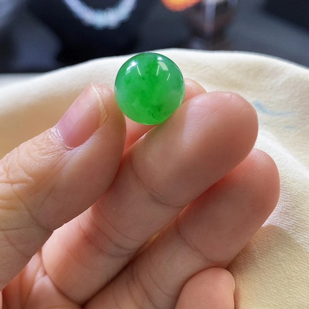 未镶嵌挂件翡翠单珠