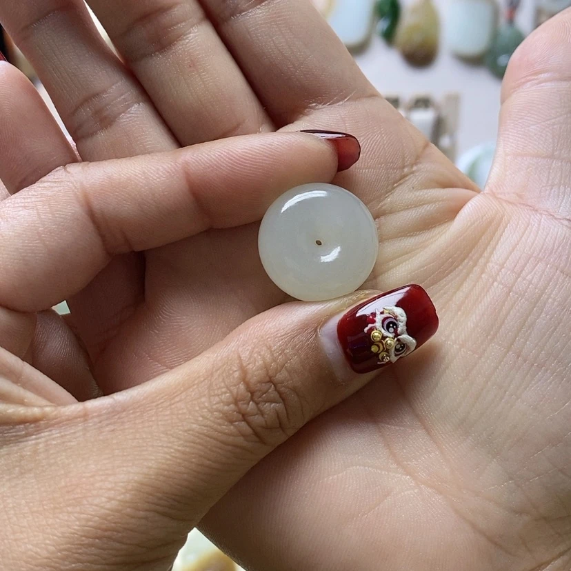 【闪购商品】和田玉颈饰未镶嵌依*