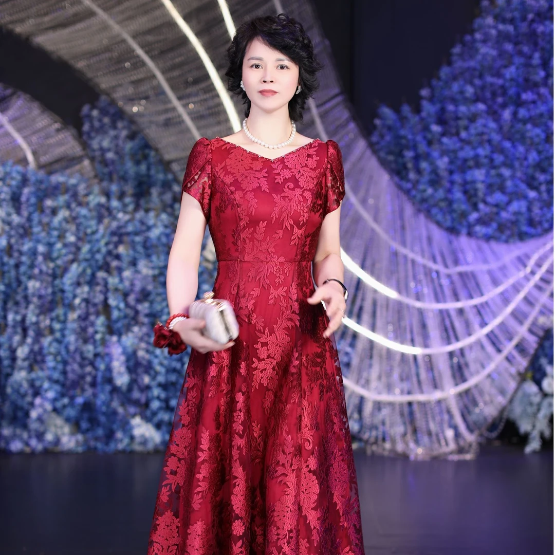 高定婚礼宴会轻奢蕾丝喜婚礼妈妈装高档礼服