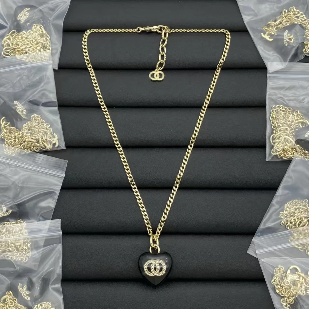 钛钢项链 9030奶奶双C项链女小香高版本双C字母吊坠小香风新款