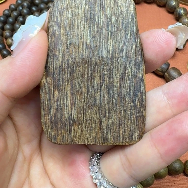 大叶紫檀（黑酸枝木类）