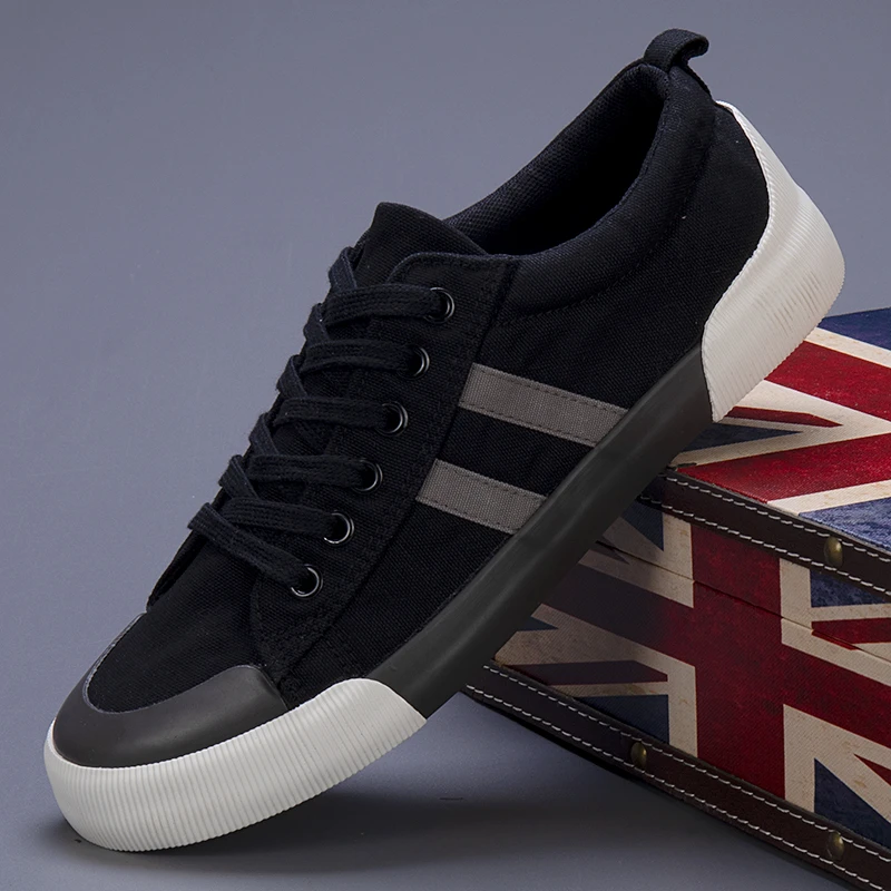 2025夏季新款潮流时尚百搭透气男士防滑潮鞋休闲低帮一脚蹬板鞋