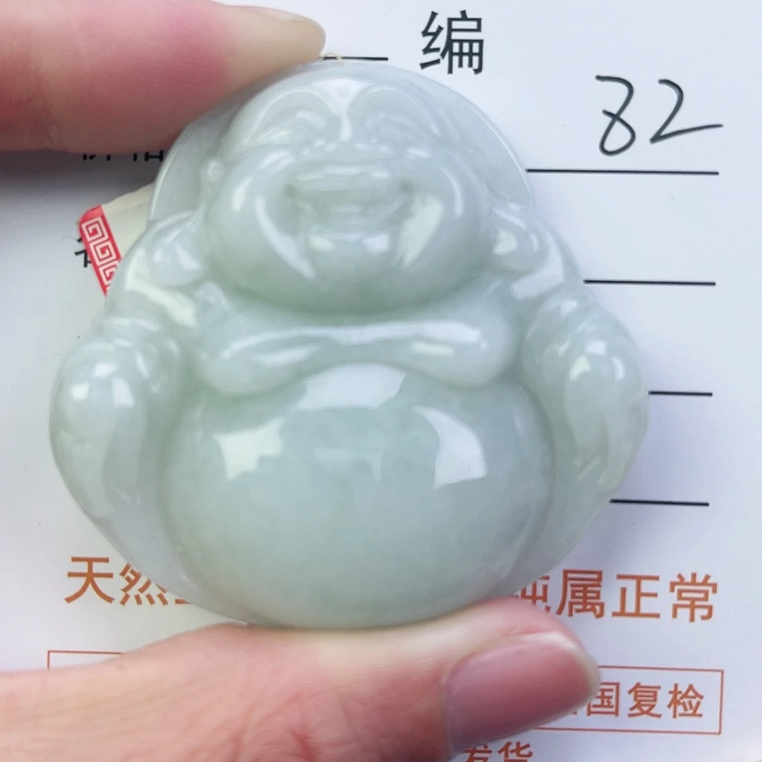 翡翠颈饰未镶嵌佛公