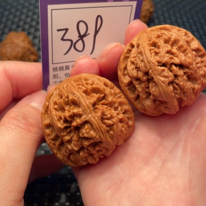 文玩核桃把件42粗筋389