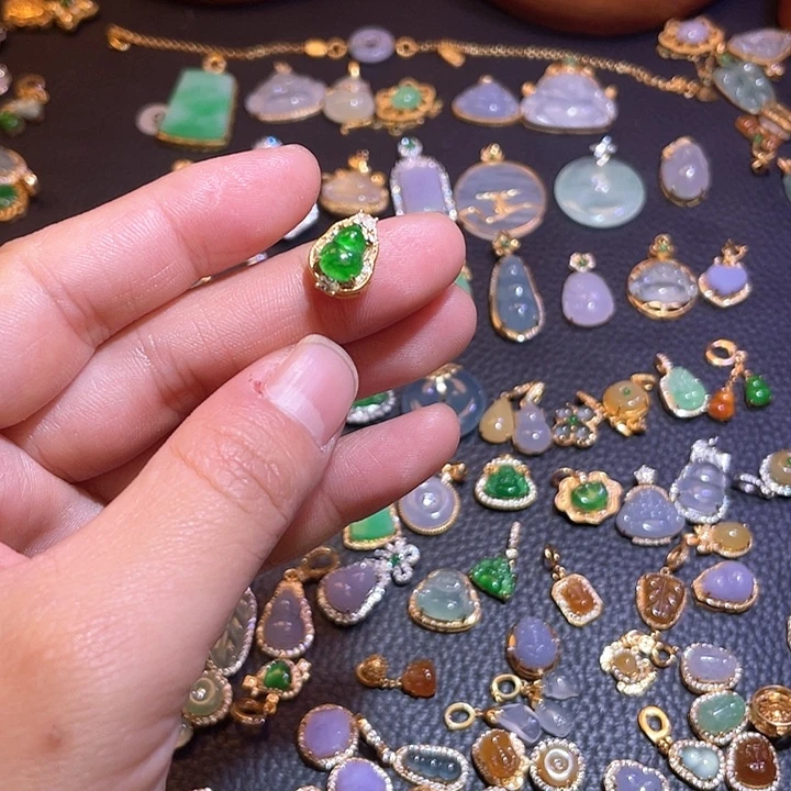 翡翠银S925镶嵌吊坠(不含链)天然翡翠