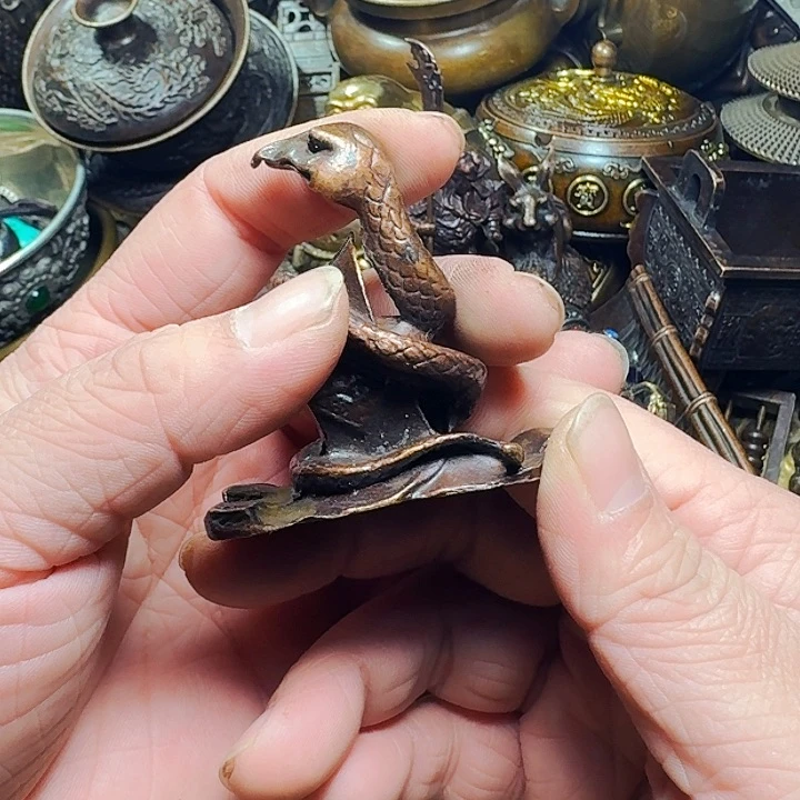 铜器摆件收收藏藏