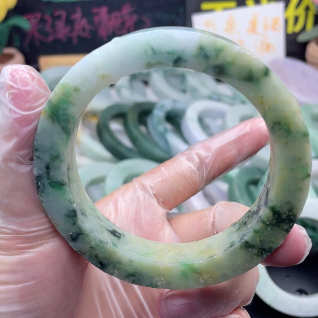 未镶嵌翡翠定制翡翠