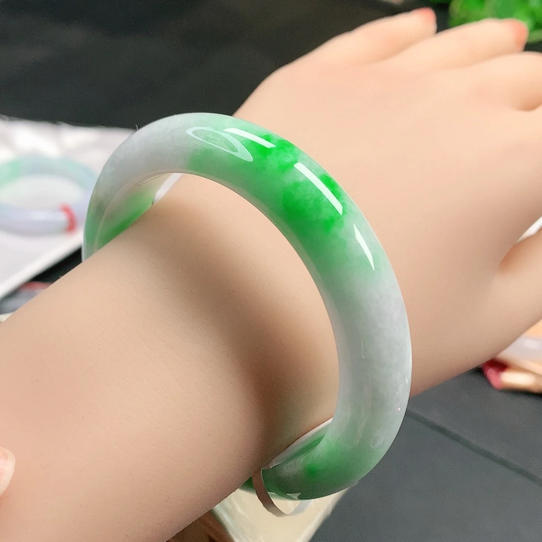 翡翠手镯未镶嵌天然翡翠手镯56
