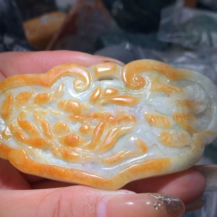 翡翠未镶嵌颈饰保真天然A货翡翠