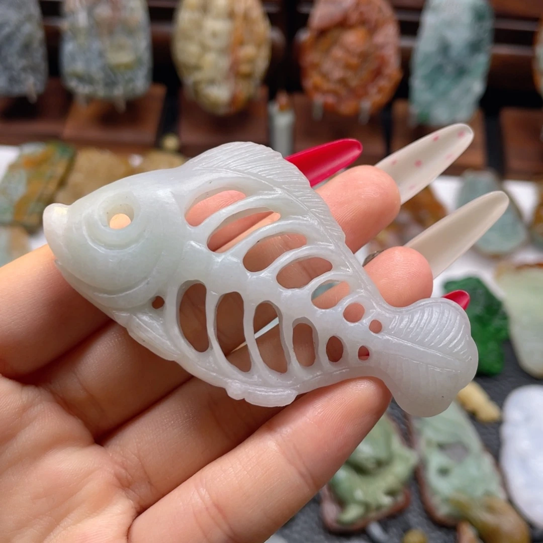 定制翡翠未镶嵌翡翠