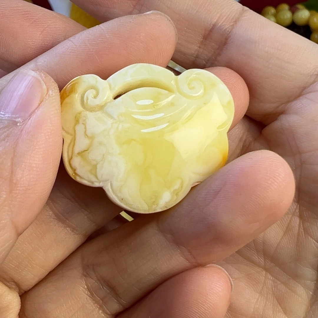 蜜蜡吊坠(不含链)未镶嵌