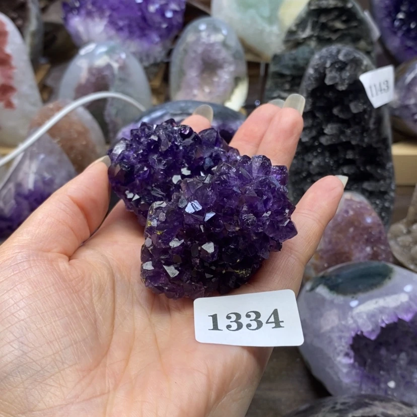 【闪购商品】未镶嵌大型摆件（非配饰）紫晶一***o