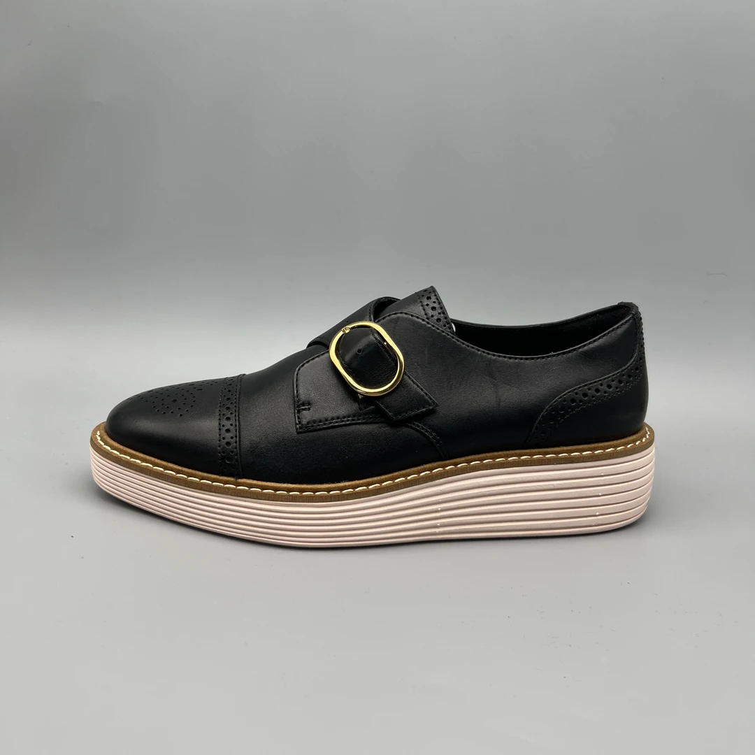 colehaan/歌涵 co095 黑色雕花单鞋 休闲鞋 百搭