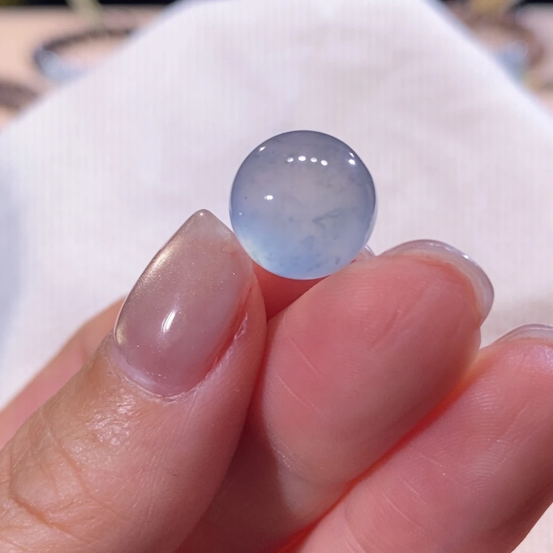 翡翠未镶嵌颈饰高冰蓝卡12.6mm