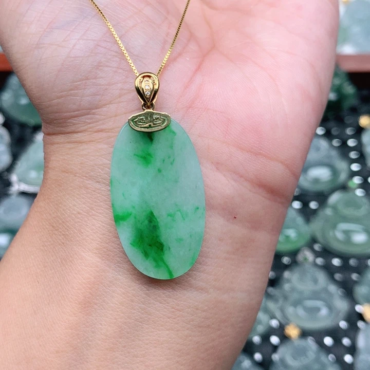 涅***槃翡翠18K金镶嵌吊坠(不含链)