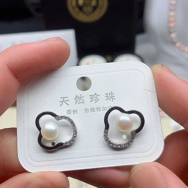 银S925镶嵌耳饰淡水珍珠