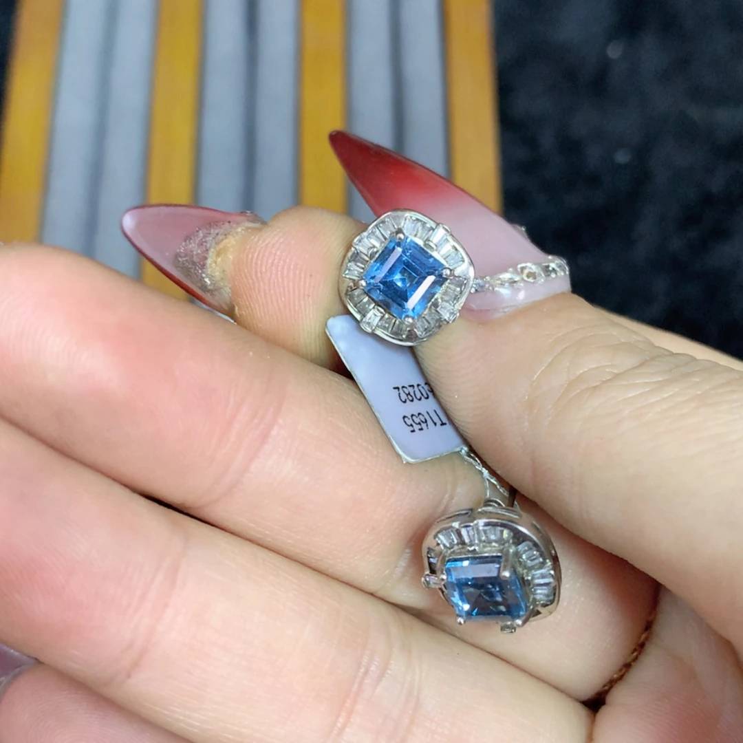 【闪购商品】瓷片楚楚中古满50包邮