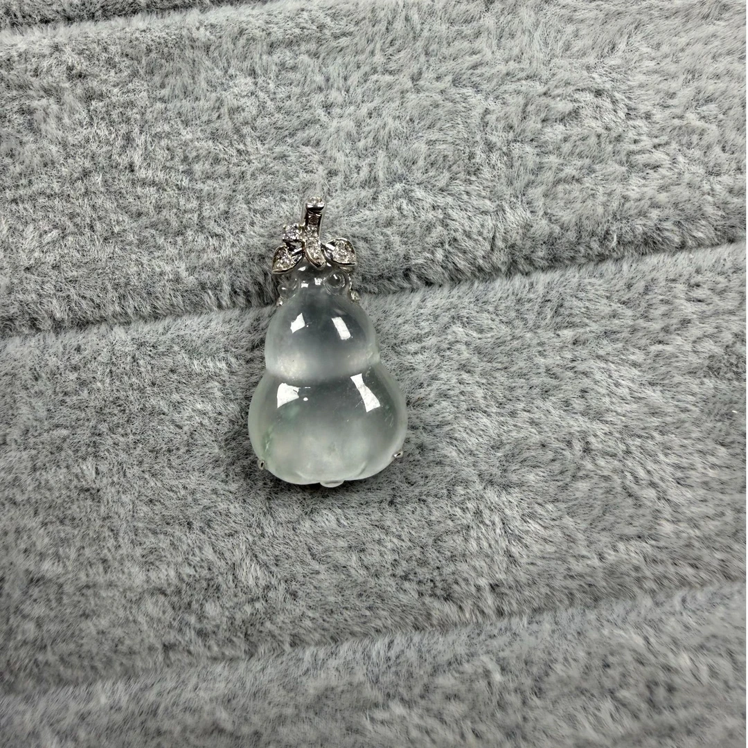 久鱼珠宝 18K金翡翠挂件9260