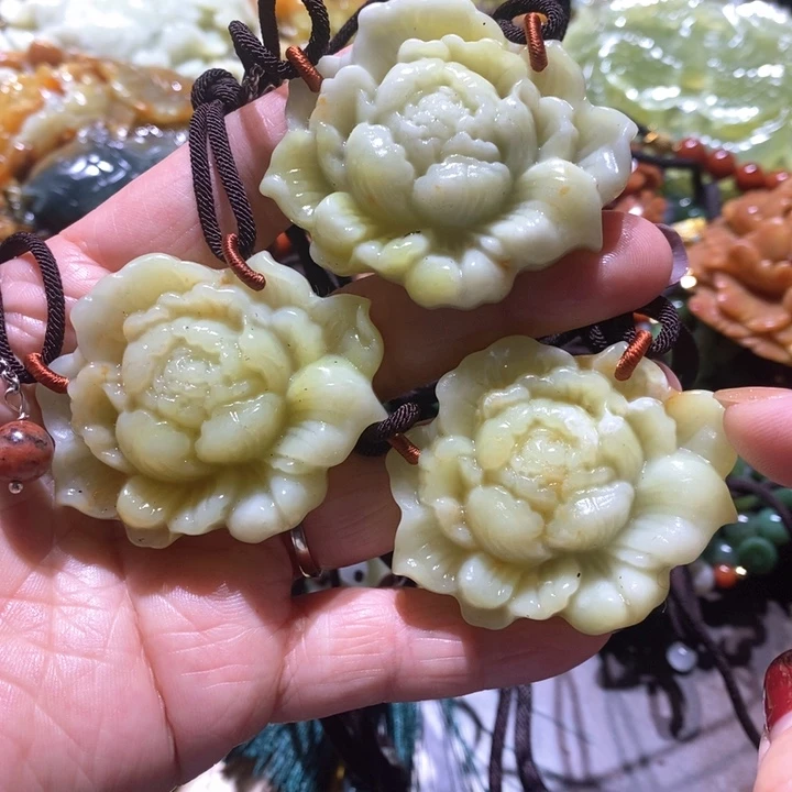 岫玉毛衣链未镶嵌