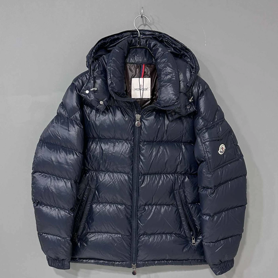 99新 MONCLER 深蓝色maya连帽羽绒服/4码/25513