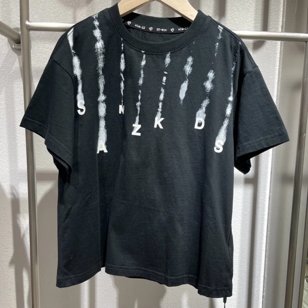 303儿童字母短袖