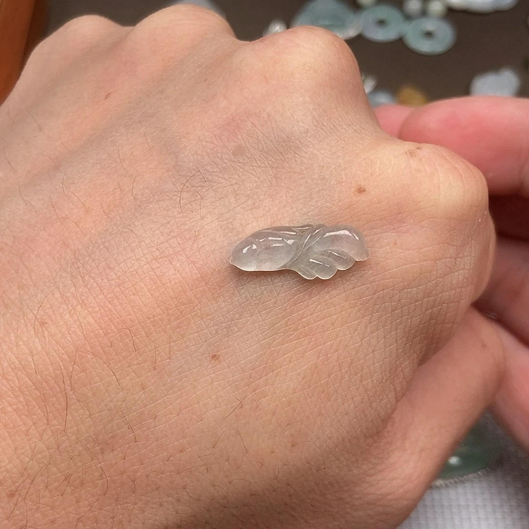 翡翠未镶嵌吊坠(不含链)锦鲤