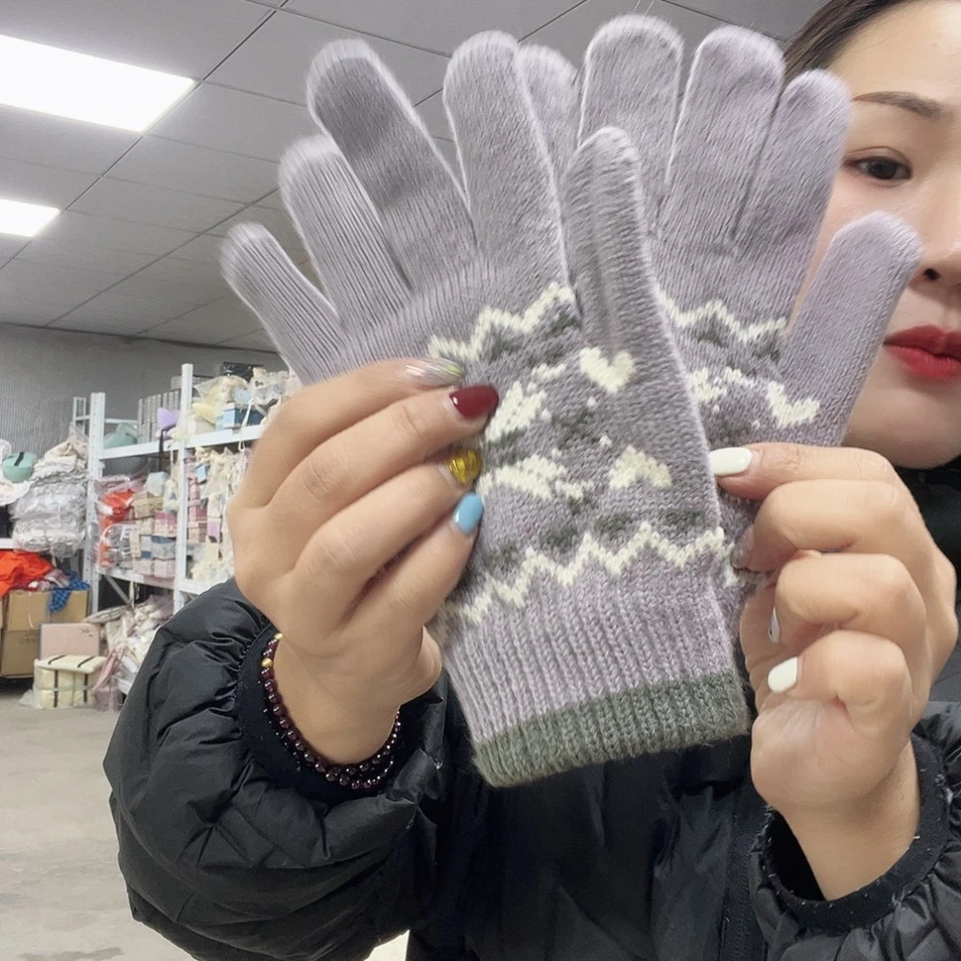 雪尼尔啦咯啦咯啦咯啦咯啦