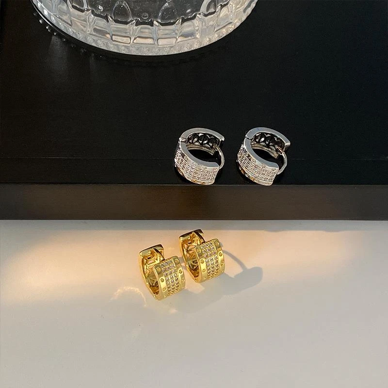 铜合金锆石耳饰 款时尚耳环高级感锆石金属重工轻奢冷淡风潮酷耳