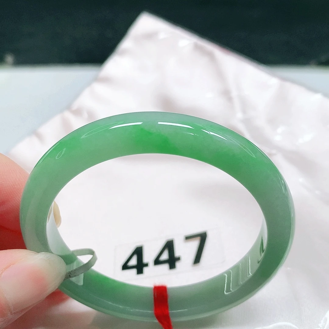 翡翠未镶嵌手镯35 号翡翠手镯