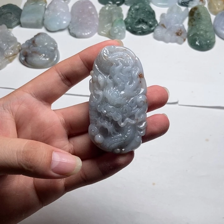 翡翠未镶嵌颈饰龙牌25