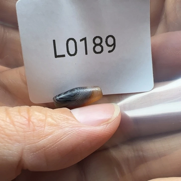 好***活玛瑙/玉髓未镶嵌珠宝半成品