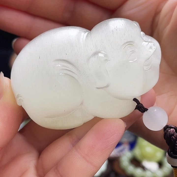 石英质玉把件未镶嵌