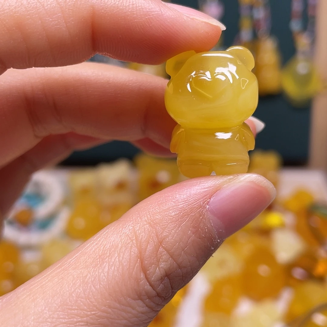 琥珀未镶嵌裸石吊坠