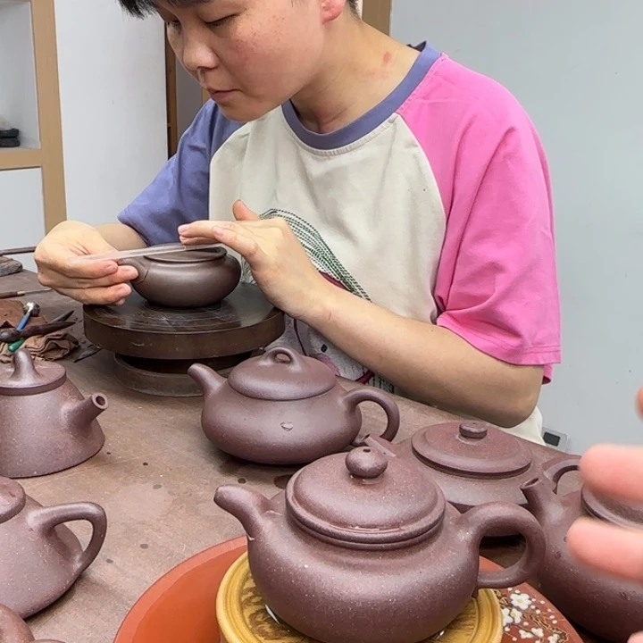 茶壶紫砂底槽清仿古150CC特价