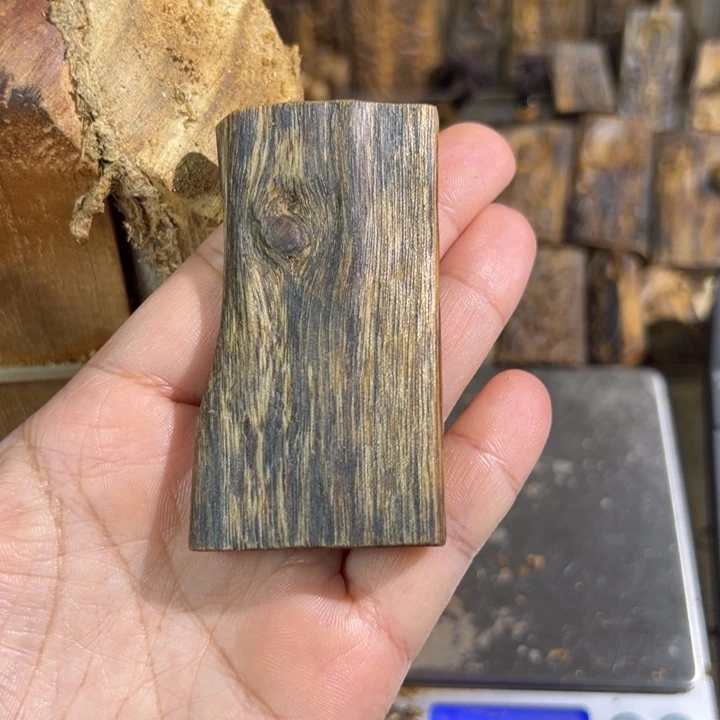 沉香吊坠白棋楠沉香吊坠15.6克