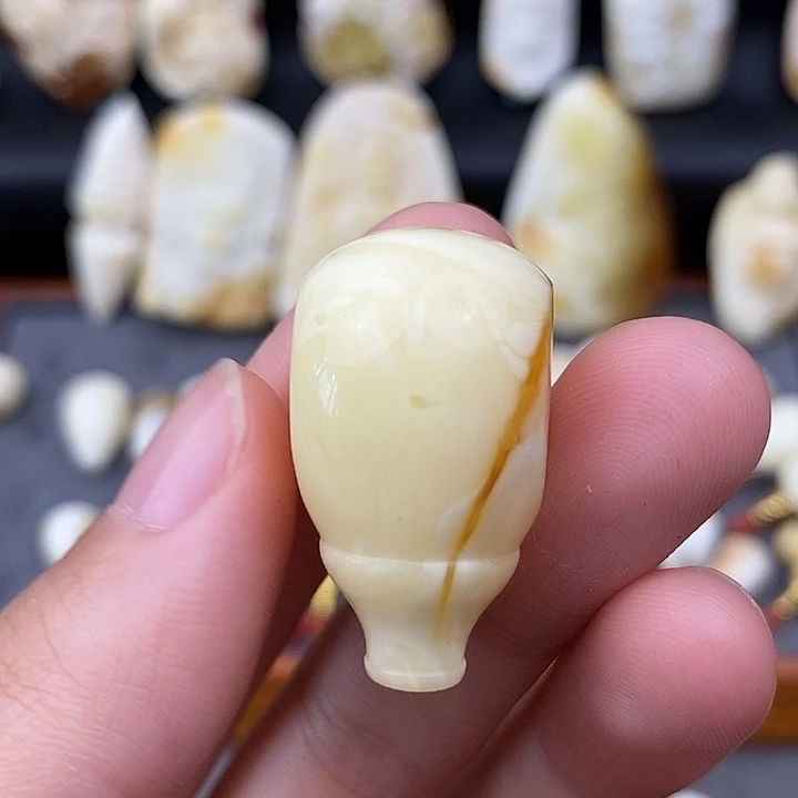 未镶嵌琥珀裸石17三通 e15