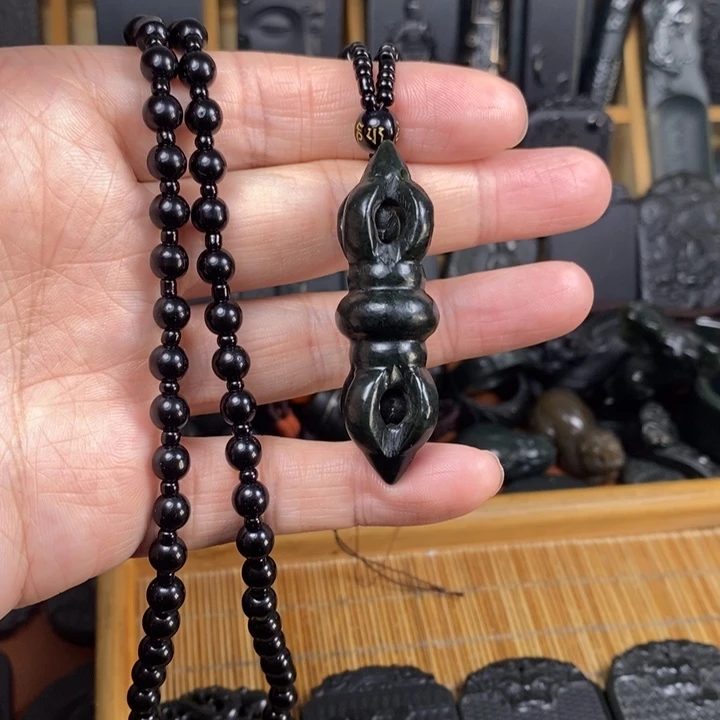 和田玉（青玉）未镶嵌颈饰