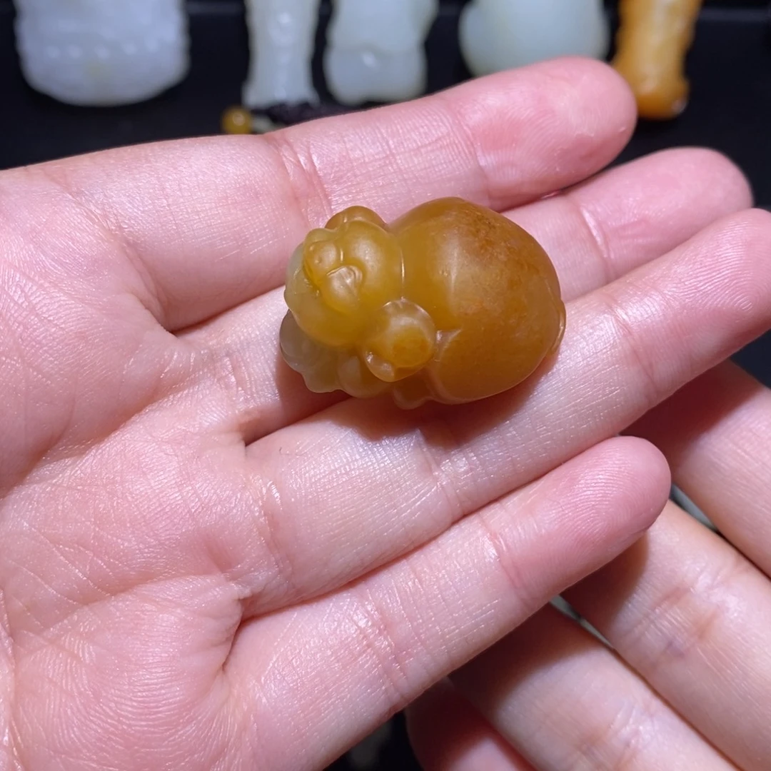 禅***缘和田玉未镶嵌颈饰