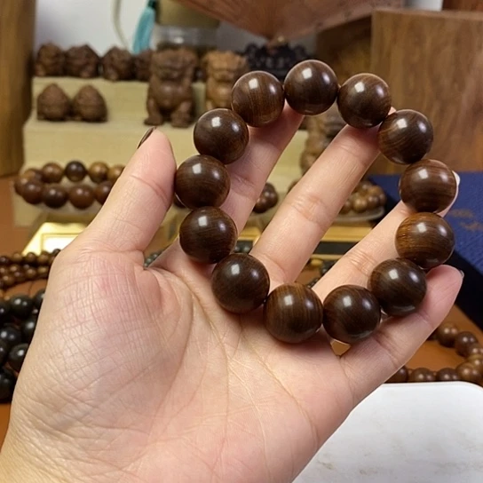 老山檀香黑肉沉水1.8手串