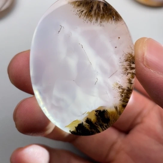 玛瑙/玉髓颈饰未镶嵌鹿*