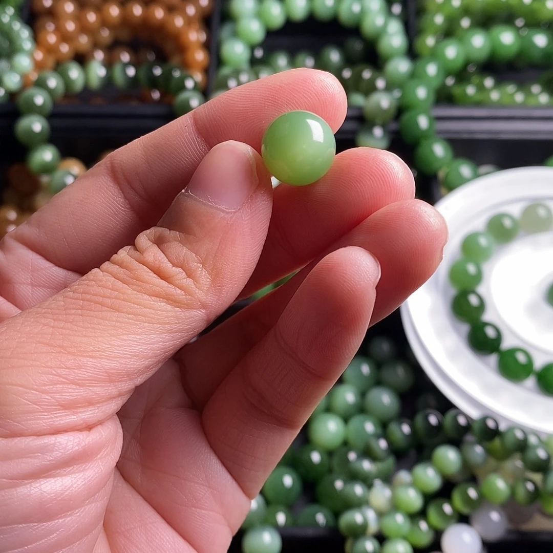 和田玉（碧玉）未镶嵌珠宝半成品