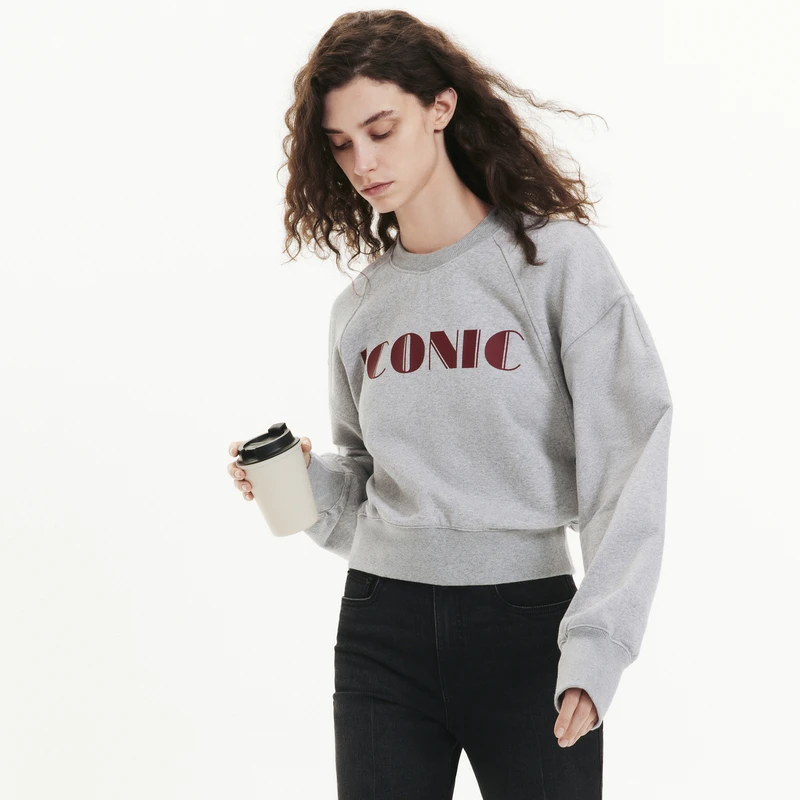 MOCO秋季个性标语印花插肩袖短款宽松美式卫衣MBC3SWSK02