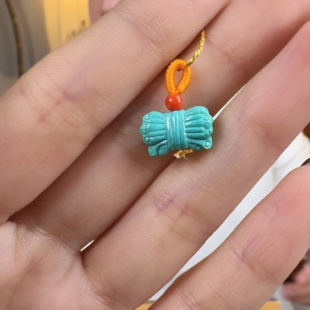 绿松石未镶嵌挂件