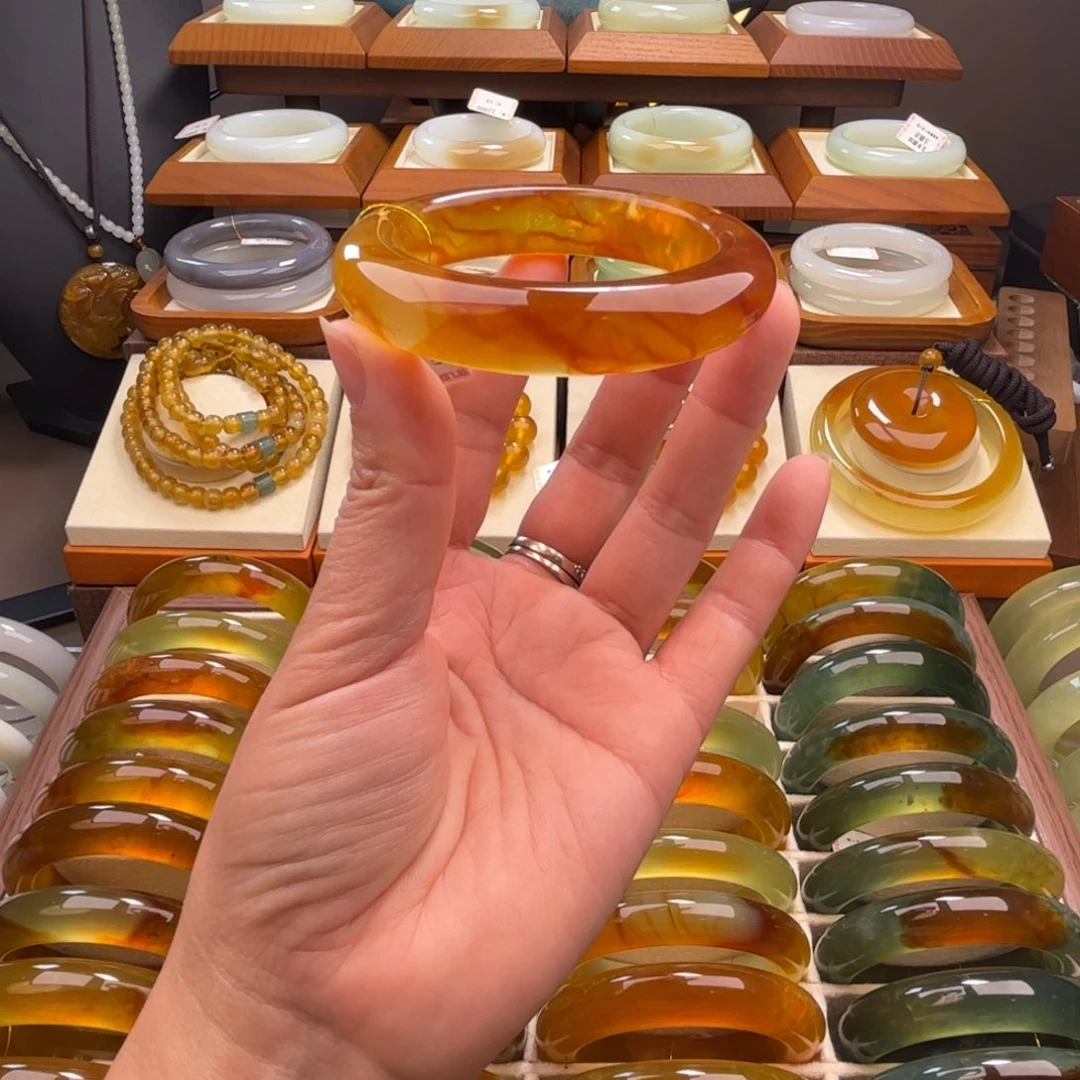 蛇纹石玉未镶嵌手镯56