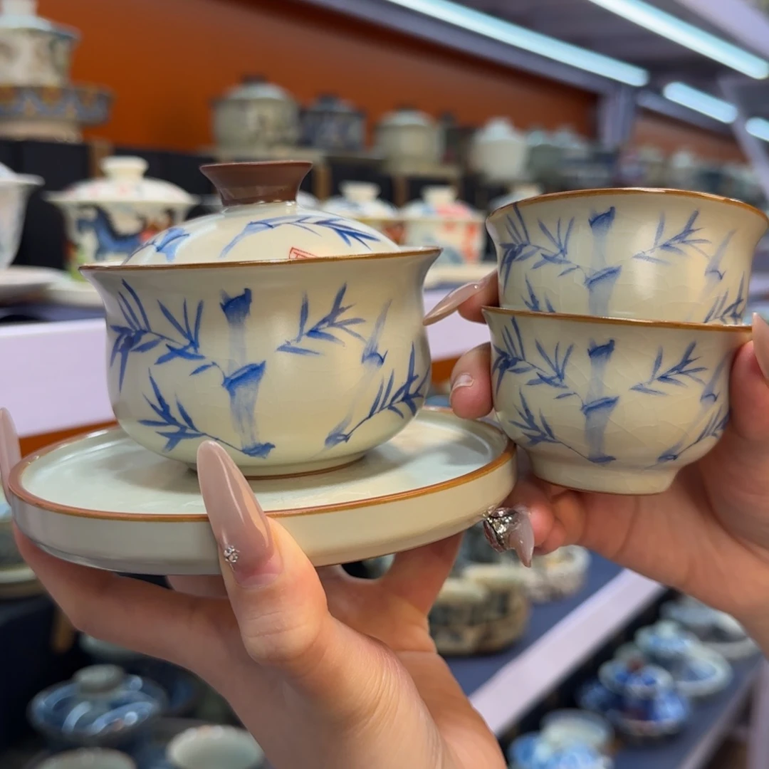 我在外面吃饭呢你在哪了我