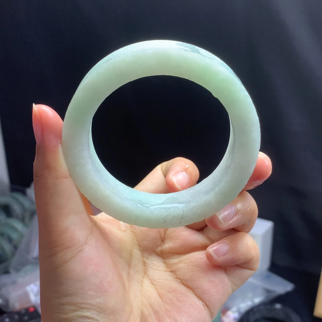 定制翡翠手镯未镶嵌