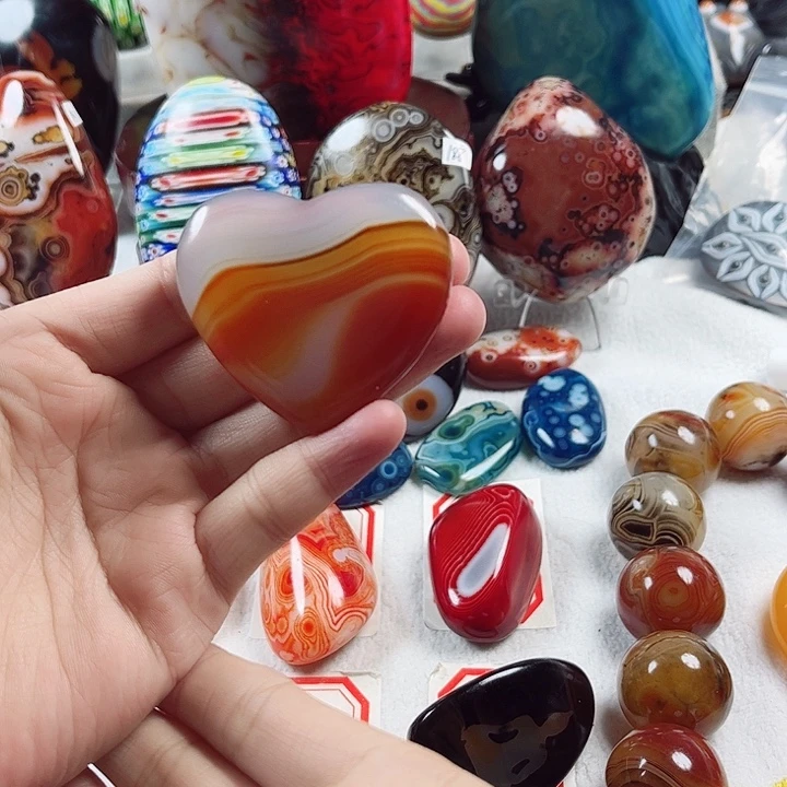 玛瑙/玉髓未镶嵌珠宝奇石